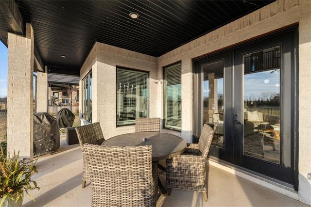 4304 Exeter Drive, Rogers, AR 72758