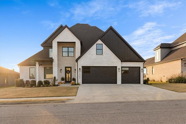4304 Exeter Drive, Rogers, AR 72758