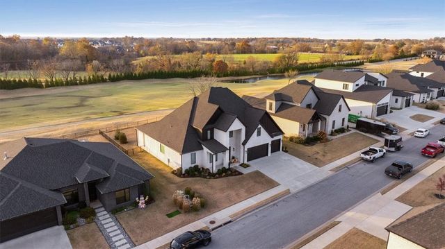 4304 Exeter Drive, Rogers, AR 72758