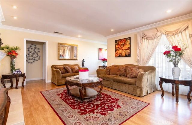 9356 Farm, Downey, CA 90241