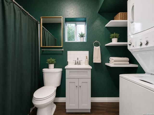 1921 San Fernando, San Antonio, TX 78207