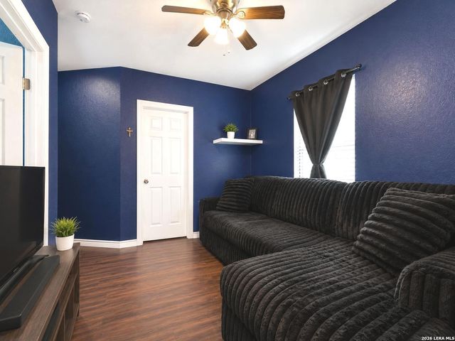 1921 San Fernando, San Antonio, TX 78207