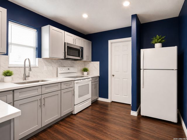 1921 San Fernando, San Antonio, TX 78207