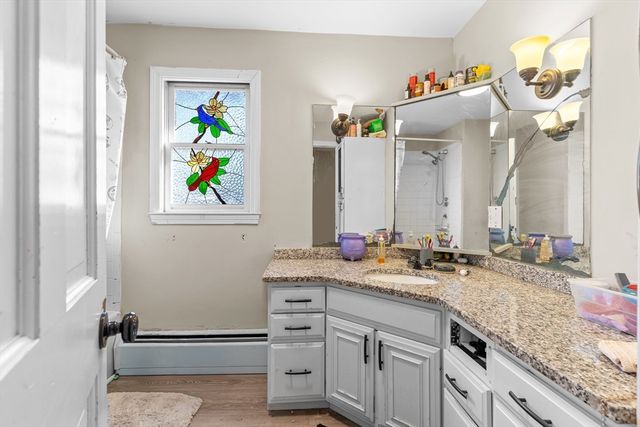 580 County St, Fall River, MA 02723