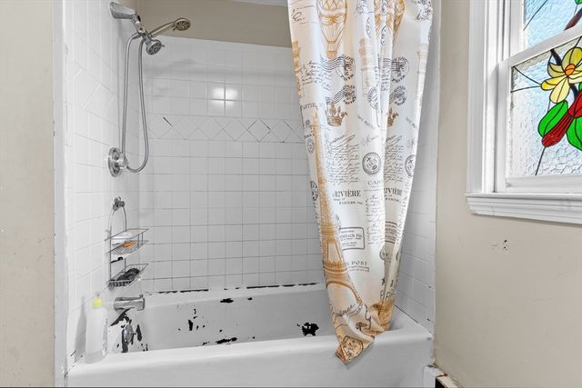 580 County St, Fall River, MA 02723