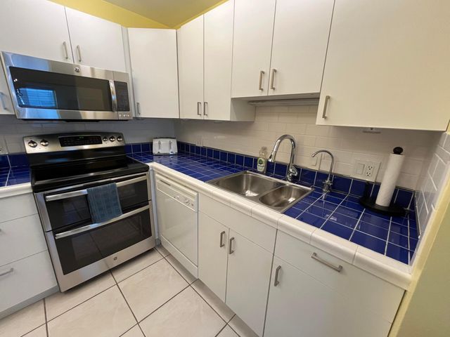 542 Monaco L Way, Delray Beach, FL 33446