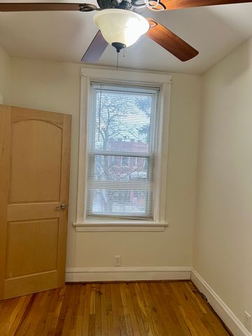 4148 N Monticello Avenue 2, Chicago, IL 60618