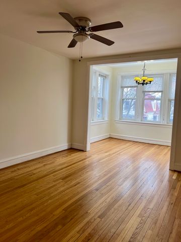 4148 N Monticello Avenue 2, Chicago, IL 60618