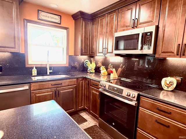 104 Inman Court, Bedford, IN 47421