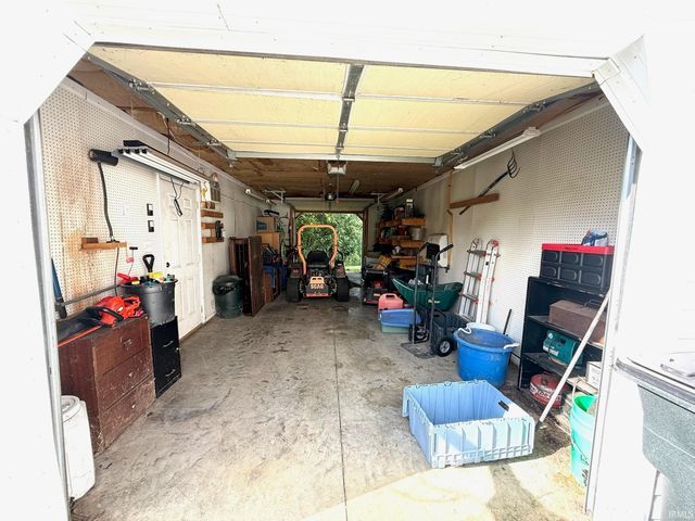 104 Inman Court, Bedford, IN 47421