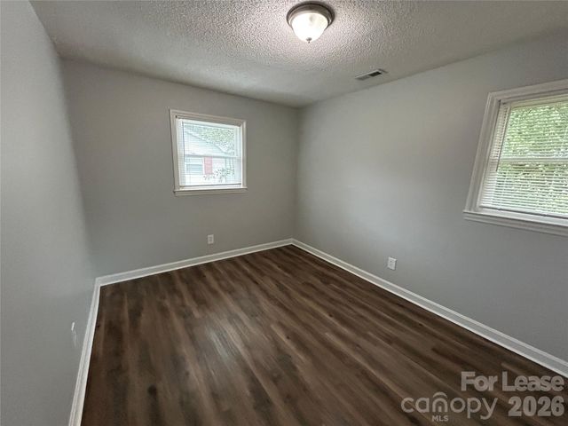 967 Canterbury Court, Gastonia, NC 28052