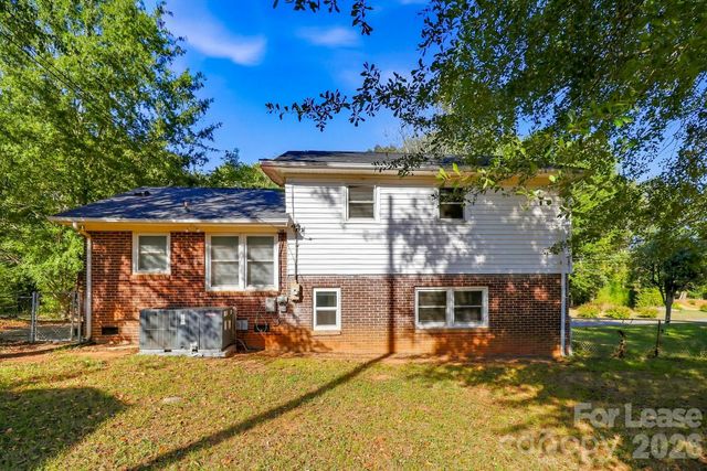 967 Canterbury Court, Gastonia, NC 28052