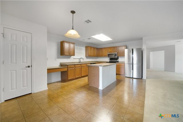 180 Beech Drive, Kyle, TX 78640