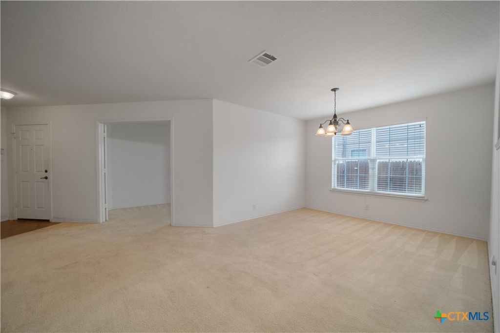 Image 11 of property listing at 180 Beech Drive, Kyle, TX 78640