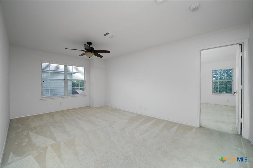 Image 15 of property listing at 180 Beech Drive, Kyle, TX 78640