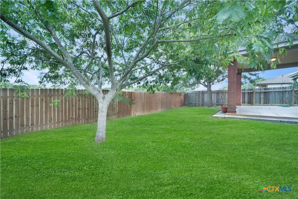 Image 32 of property listing at 180 Beech Drive, Kyle, TX 78640