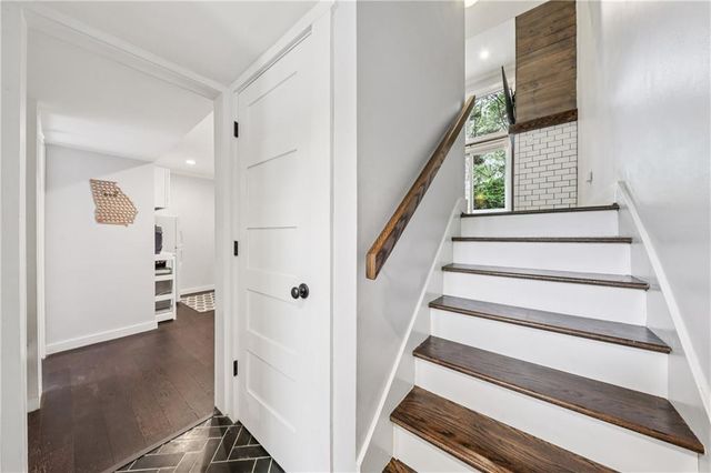 1060 Riverbend Club Drive SE, Atlanta, GA 30339