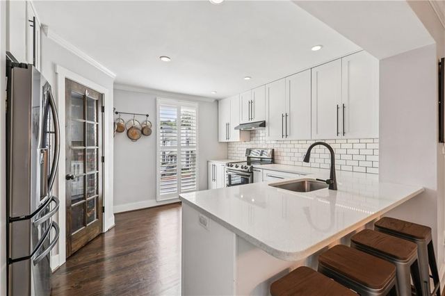 1060 Riverbend Club Drive SE, Atlanta, GA 30339