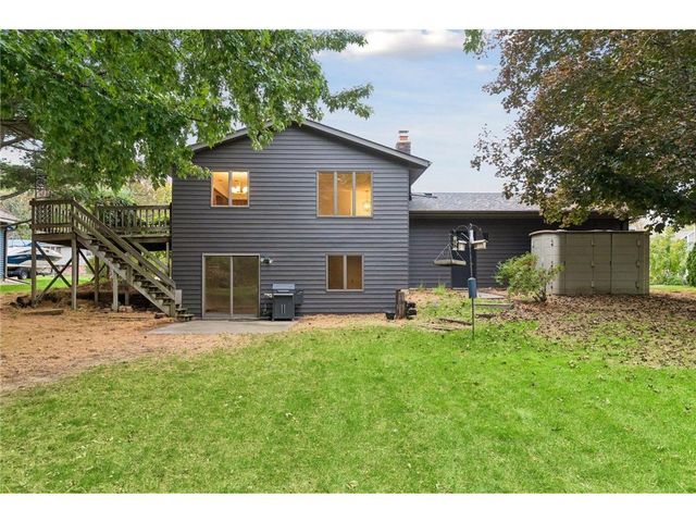 1112 Grandview Drive, Hudson, WI 54016
