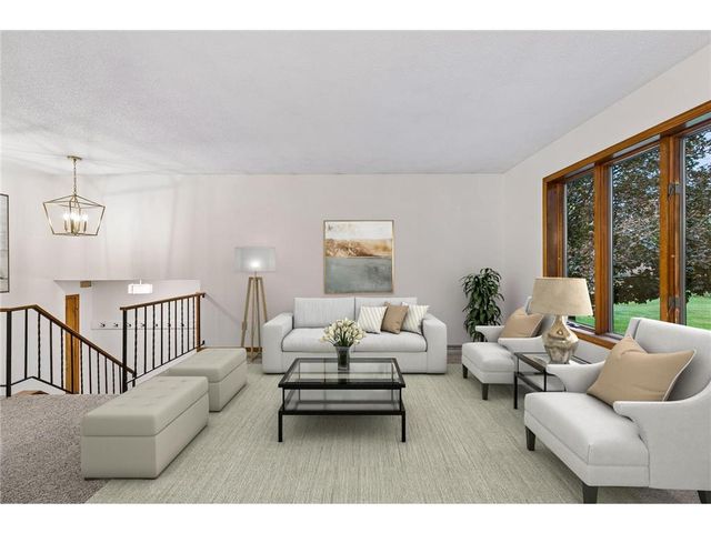 1112 Grandview Drive, Hudson, WI 54016