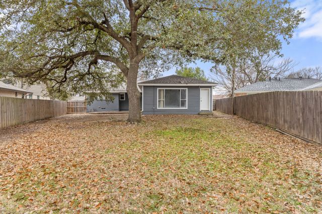 2726 Blanton Street, Dallas, TX 75227
