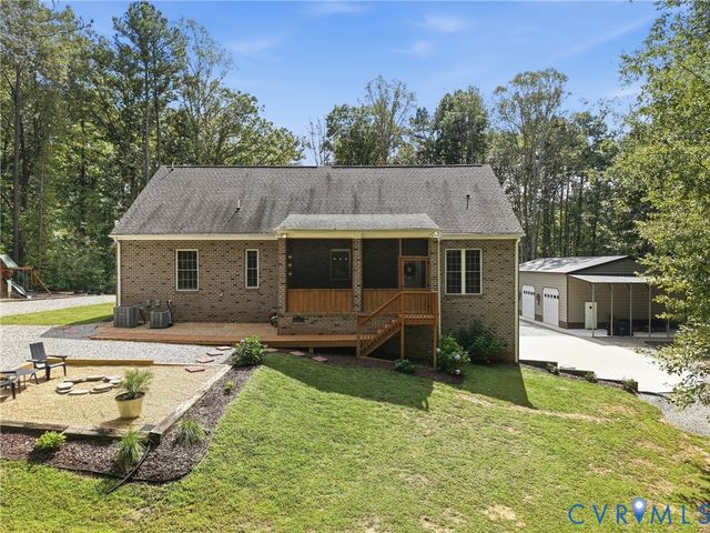 4010 Three Bridge Rd, Powhatan, VA 23139