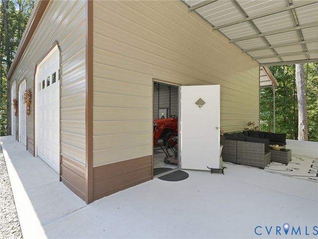 4010 Three Bridge Rd, Powhatan, VA 23139
