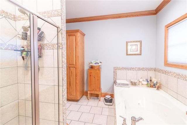 908 Golden Eagle Trail, Holden, MO 64040