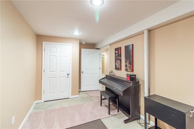 908 Golden Eagle Trail, Holden, MO 64040