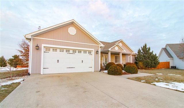 908 Golden Eagle Trail, Holden, MO 64040