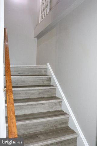 1 SILKTREE CT, Bear, DE 19701