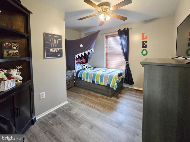 1 SILKTREE CT, Bear, DE 19701