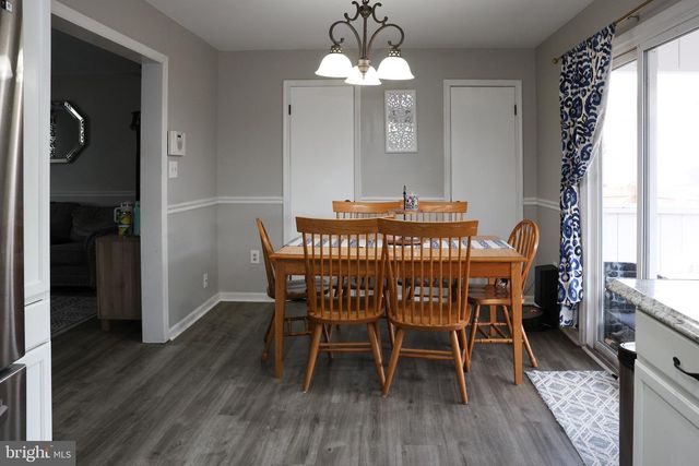 1 SILKTREE CT, Bear, DE 19701