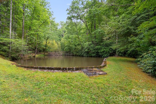 295 Roberts Lane N 9, Flat Rock, NC 28731