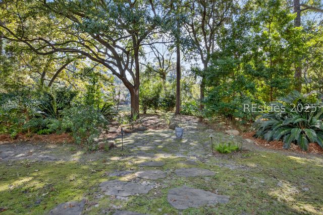 14 Pheasant Run, Hilton Head Island, SC 29926