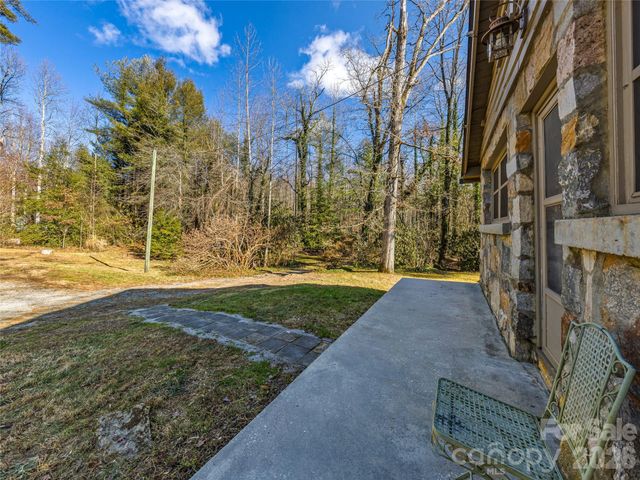 104 Campground Road, Hendersonville, NC 28791