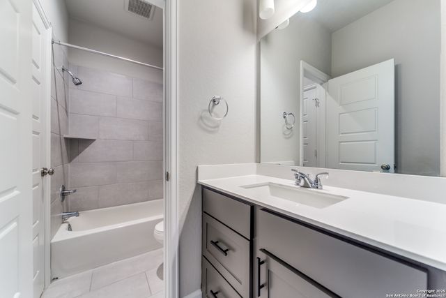 24237 Downhill Lie, San Antonio, TX 78261