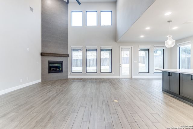 24237 Downhill Lie, San Antonio, TX 78261