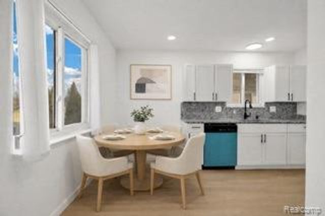 5936 Westlake Street, Taylor, MI 48180