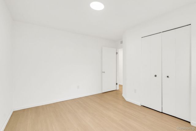 5936 Westlake Street, Taylor, MI 48180