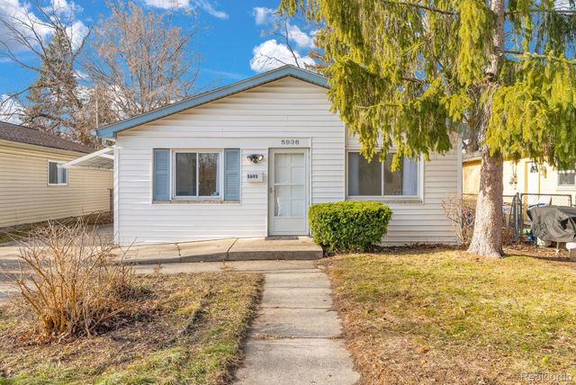 5936 Westlake Street, Taylor, MI 48180