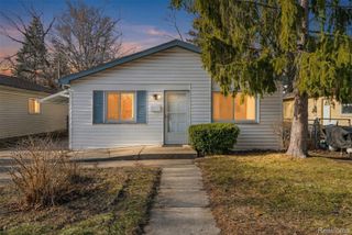 5936 Westlake Street, Taylor, MI 48180