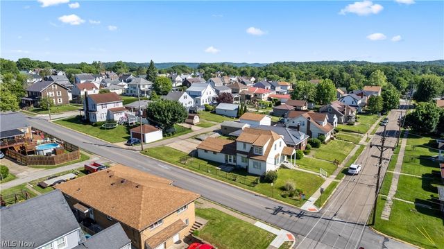3741 Woodlawn Way, Weirton, WV 26062