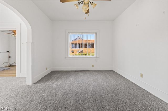 3741 Woodlawn Way, Weirton, WV 26062