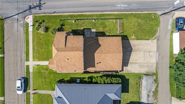 3741 Woodlawn Way, Weirton, WV 26062