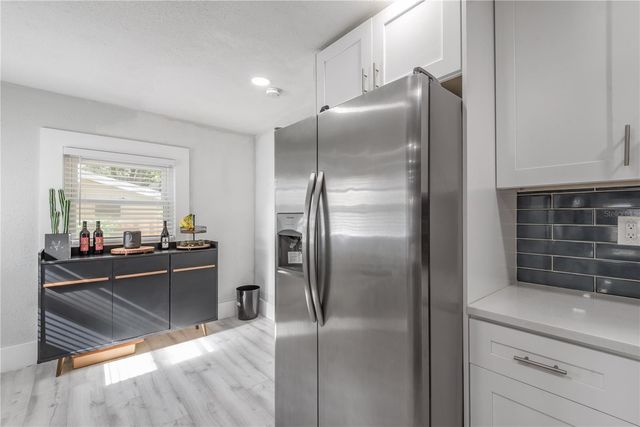 806 E HAMILTON AVENUE, Tampa, FL 33604