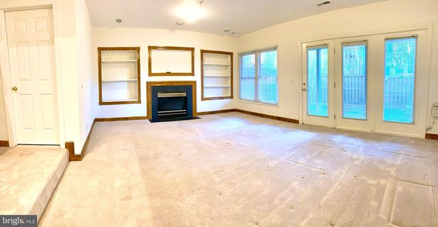 1802 DAWSON ST, Vienna, VA 22182