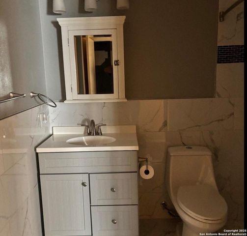 4158 Freestone, San Antonio, TX 78222