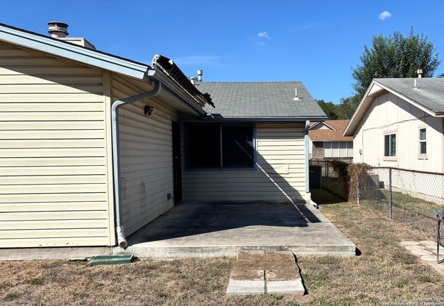 4158 Freestone, San Antonio, TX 78222