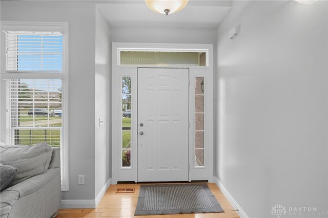 582 Storm Court, Tipp City, OH 45371